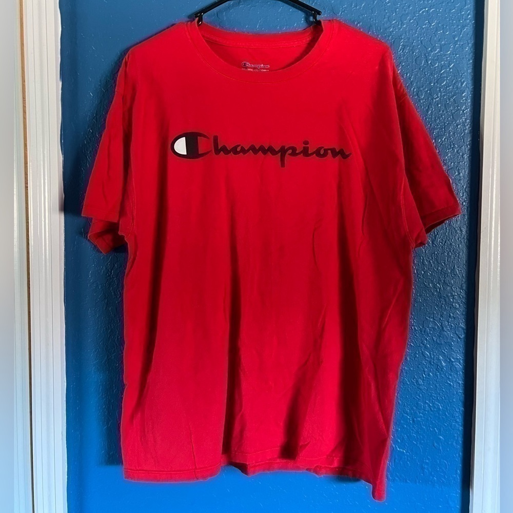 Champions men’s tshirt size L